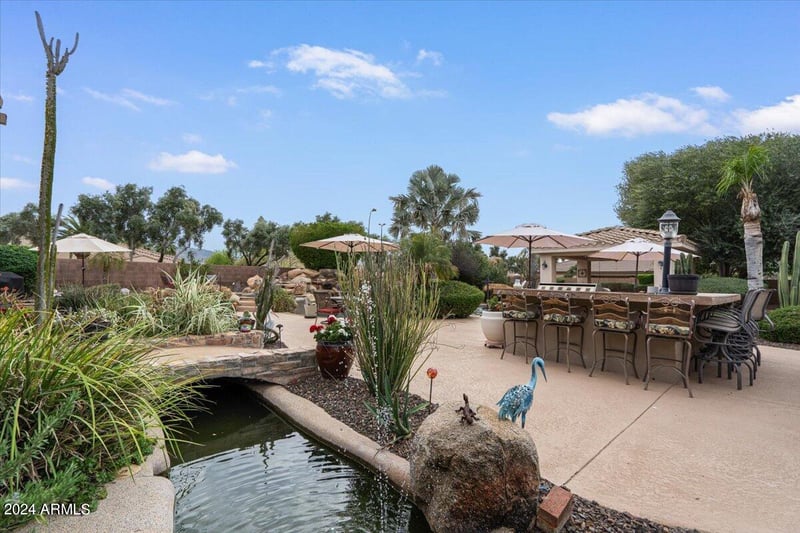 6466 S Honor Ct, Gilbert, AZ 85298