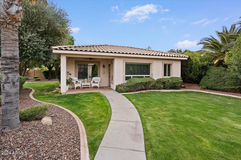 6466 S Honor Ct, Gilbert, AZ 85298