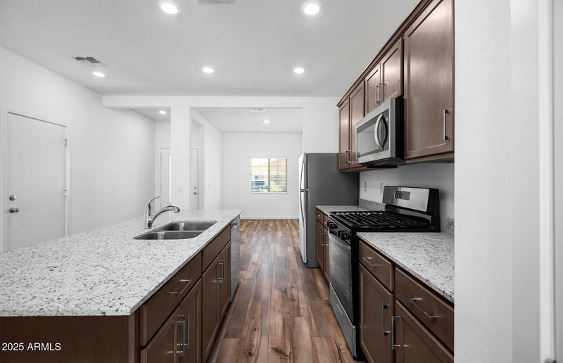 6468 246th Ln, Buckeye, AZ 85326