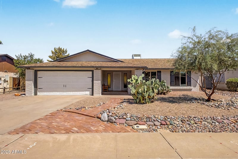 648 W Kilarea Ave, Mesa, AZ 85210