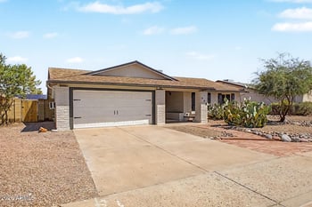 648 W Kilarea Ave, Mesa, AZ 85210