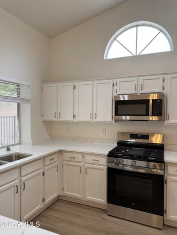 648 Muirwood Dr, Phoenix, AZ 85045