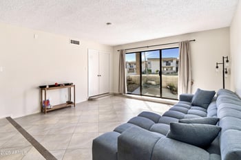 6480 82nd St #1116, Scottsdale, AZ 85250