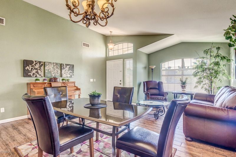 6485 W Behrend Dr, Glendale, AZ 85308