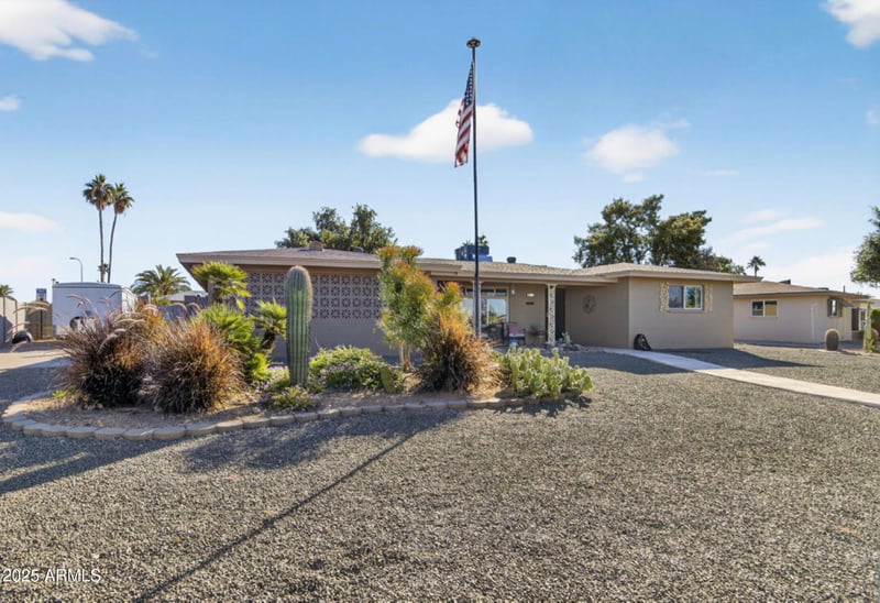 649 61st Pl, Mesa, AZ 85205