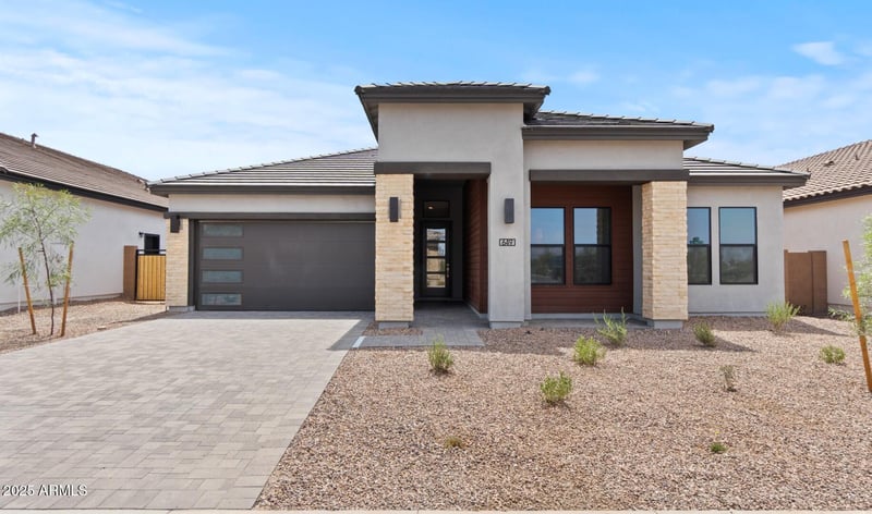 649 Brown Way, San Tan Valley, AZ 85140