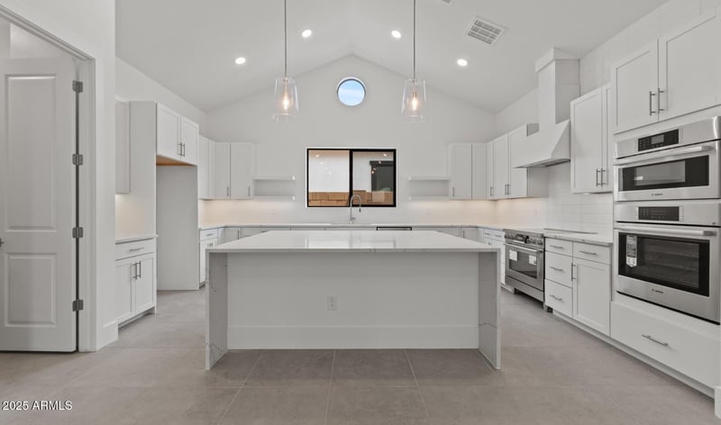 649 Brown Way, San Tan Valley, AZ 85140