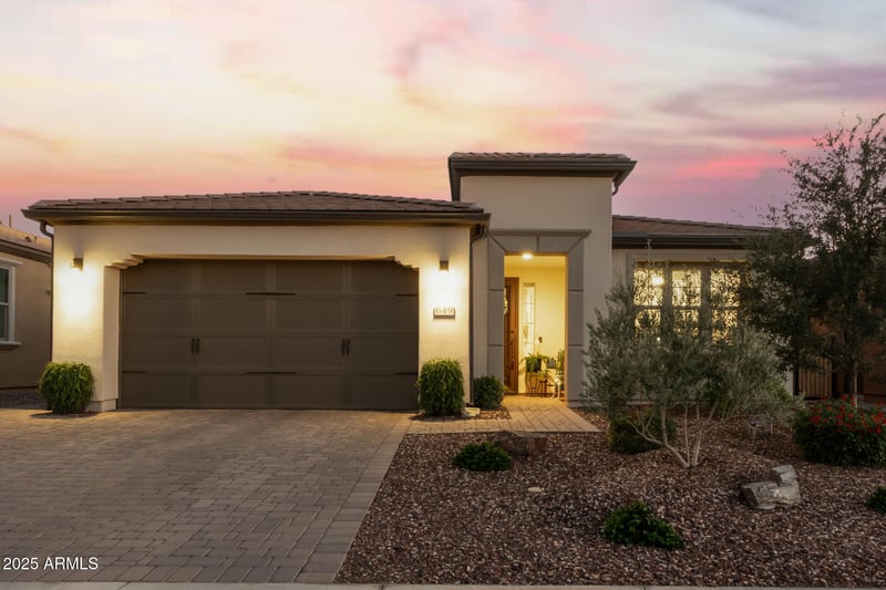 649 Veterans Way, Queen Creek, AZ 85140