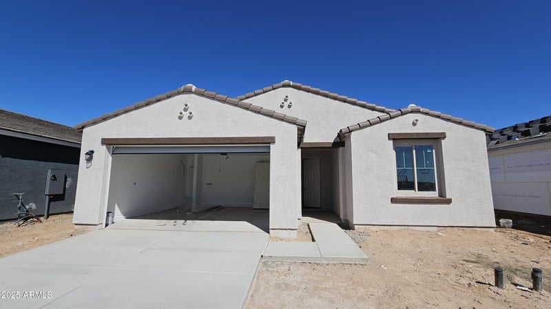 6498 Fiddleneck Way, San Tan Valley, AZ 85140