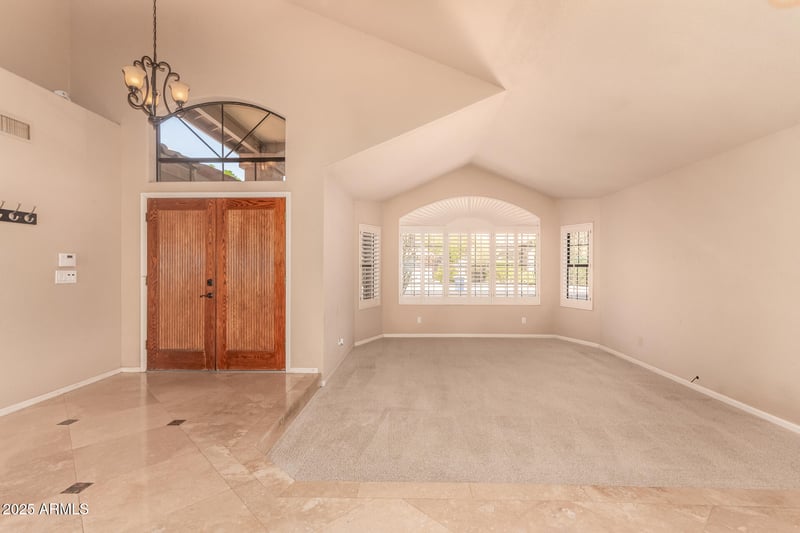 65 Courtney Ln, Tempe, AZ 85284