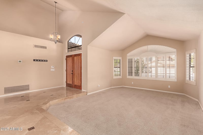 65 Courtney Ln, Tempe, AZ 85284