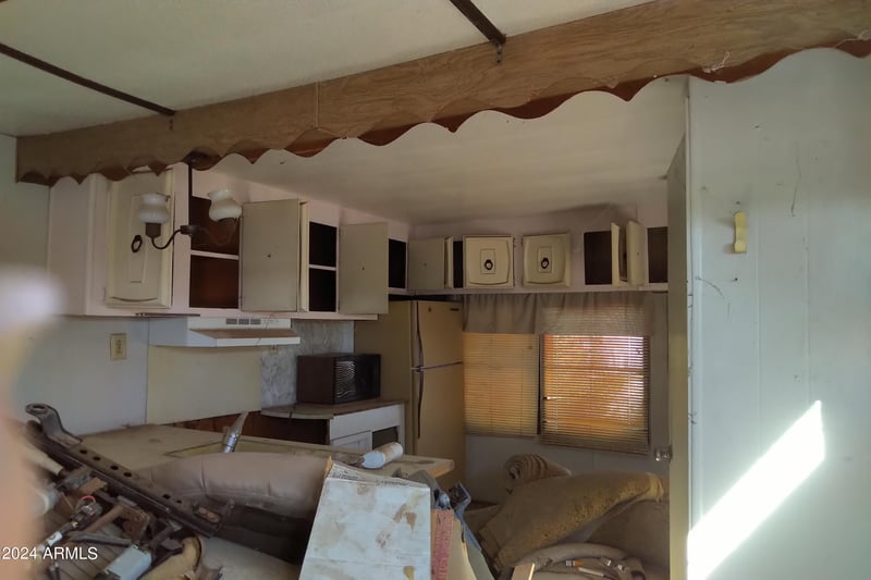 65 Mountain Rd, Apache Junction, AZ 85120