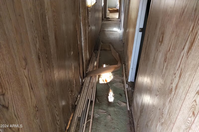 65 Mountain Rd, Apache Junction, AZ 85120