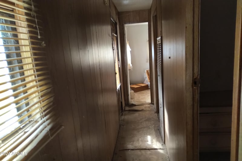 65 Mountain Rd, Apache Junction, AZ 85120