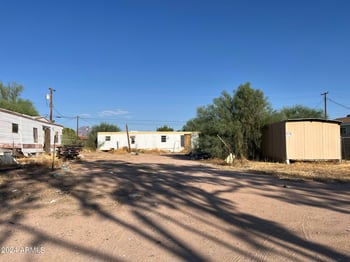 65 Mountain Rd, Apache Junction, AZ 85120