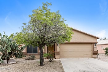 65 Saddle Way, San Tan Valley, AZ 85143