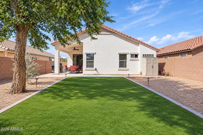 65 W Holstein Trl, San Tan Valley, AZ 85143