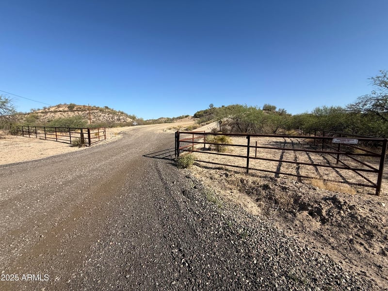 650 Bralliar Rd #-, Wickenburg, AZ 85390