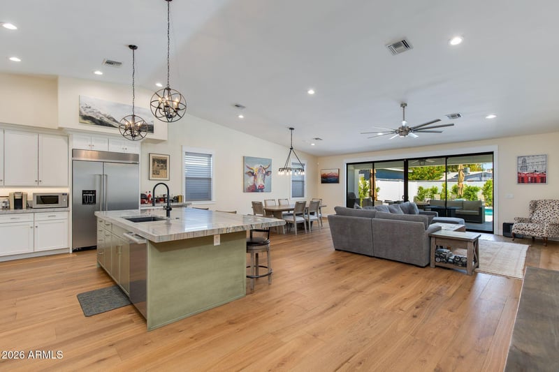 650 Colter St, Phoenix, AZ 85012
