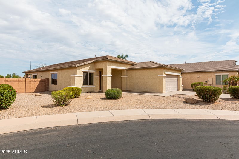 650 Las Colinas Pl, Chandler, AZ 85249