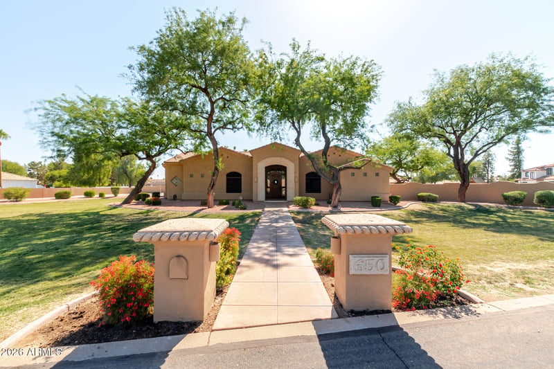 650 Bullmoose Dr, Chandler, AZ 85224