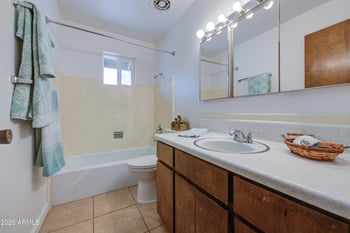 650 Rennick Dr, Apache Junction, AZ 85120