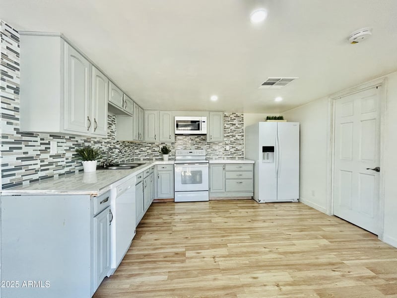 6500 Glendale Ave #35, Glendale, AZ 85301