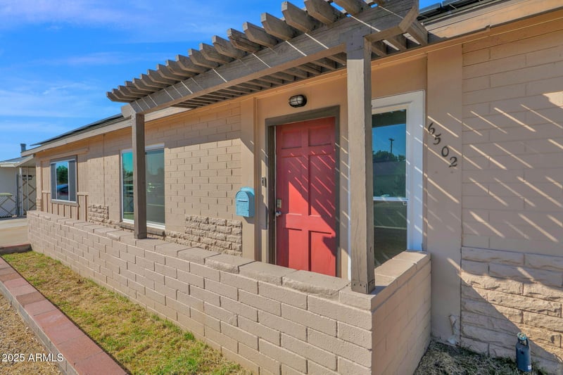 6502 Georgia Ave, Glendale, AZ 85301