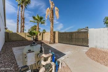 6503 Cortez St, Glendale, AZ 85304