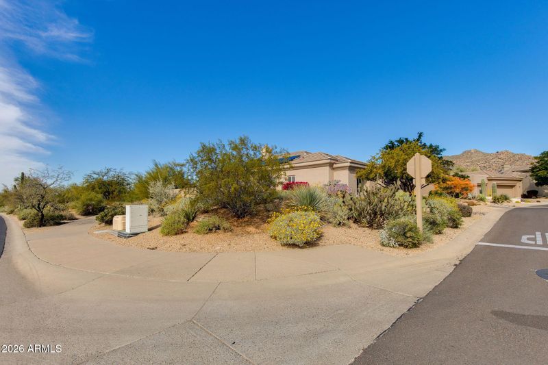 6504 E Brilliant Sky Dr, Scottsdale, AZ 85266