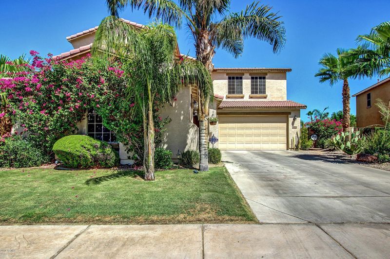 6504 S 68th Glen, Laveen, AZ 85339