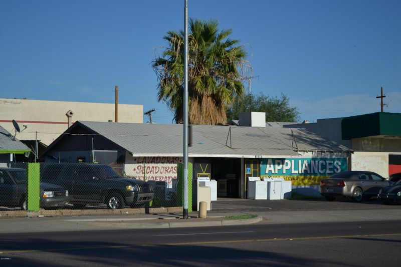 6505 N 59th Ave #10, Glendale, AZ 85301