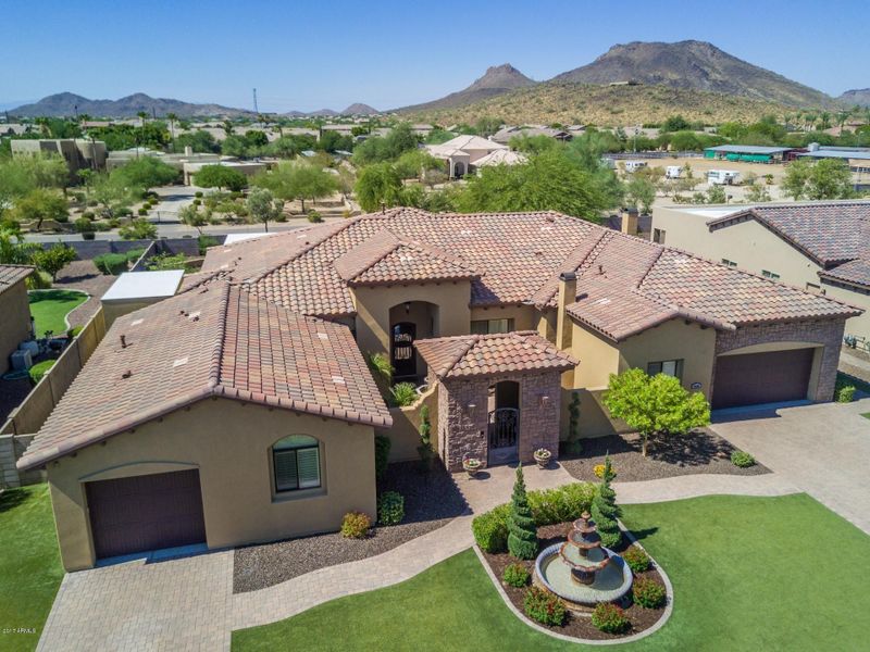 6508 W Avenida Del Sol Ave, Glendale, AZ 85310
