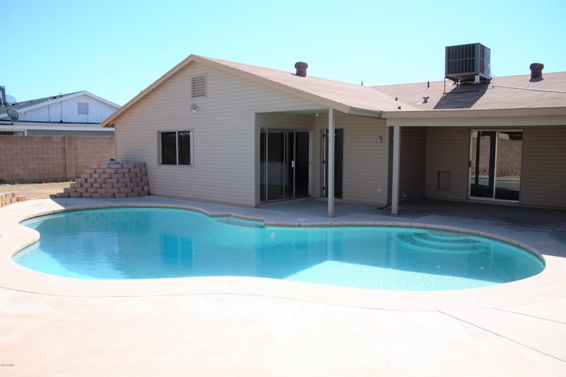 6508 W Vogel Ave, Glendale, AZ 85302