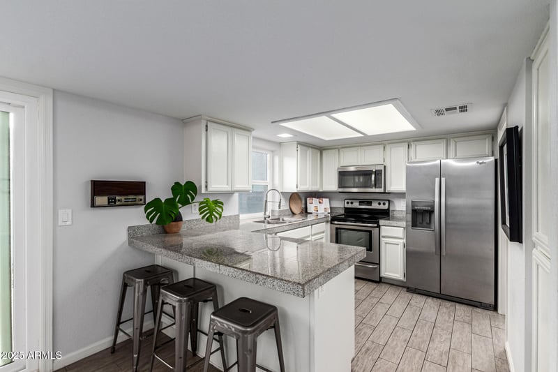 6509 10th Pl, Phoenix, AZ 85014