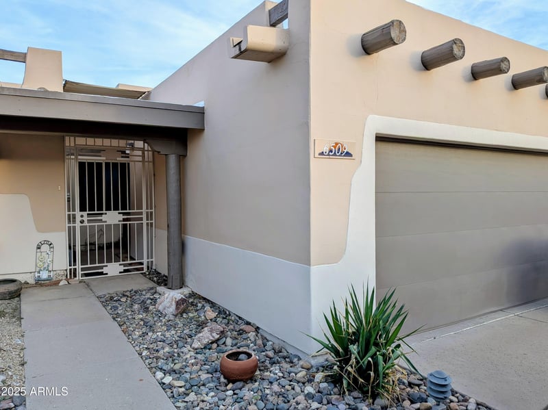 6509 13th Dr, Phoenix, AZ 85013