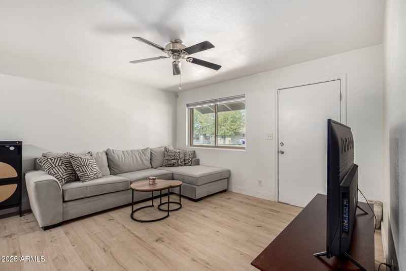 651 Carla Vista Dr, Chandler, AZ 85225