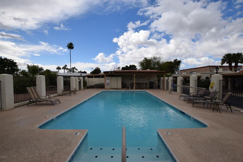 6510 N 12th Pl, Phoenix, AZ 85014