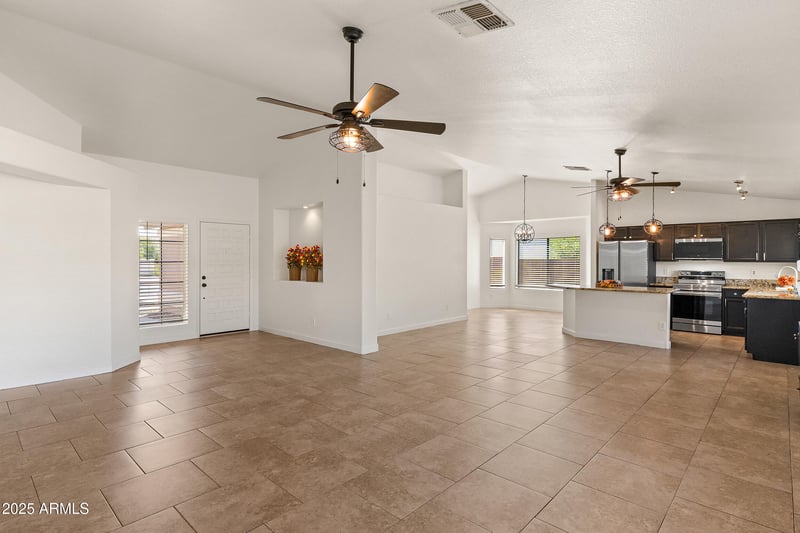 6512 Palm St, Mesa, AZ 85215