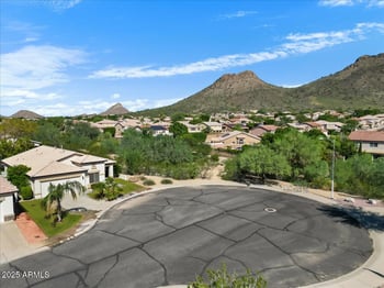 6512 Range Mule Dr, Phoenix, AZ 85083