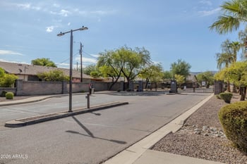 6512 S 5th Way, Phoenix, AZ 85042