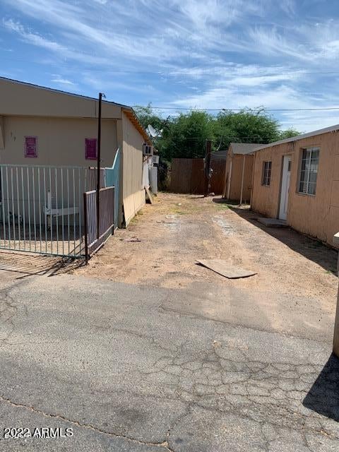 6512 W Van Buren St #40, Phoenix, AZ 85043