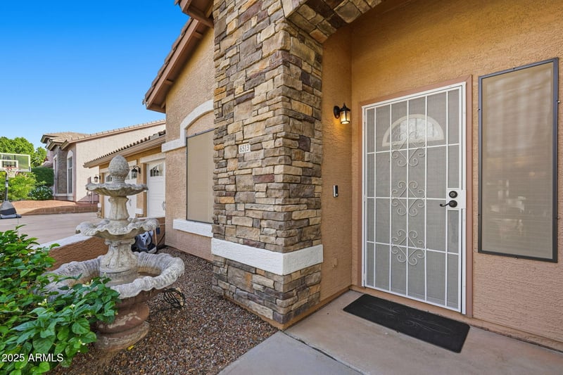 6513 Oasis St, Mesa, AZ 85215