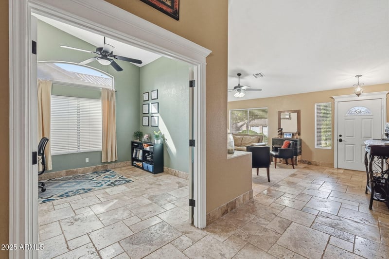 6513 Oasis St, Mesa, AZ 85215