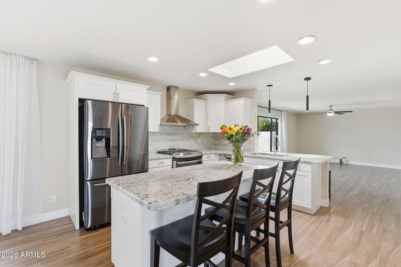 6514 E Oak St, Scottsdale, AZ 85257