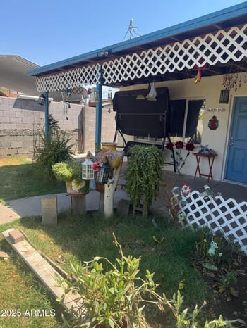 6515 59th Dr, Glendale, AZ 85301