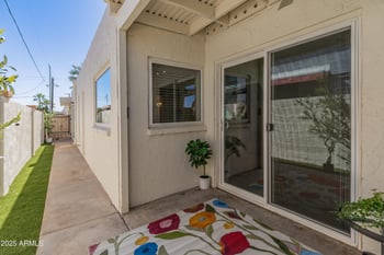 6515 Villa Manana Dr, Phoenix, AZ 85014