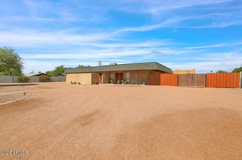 6516 E Princess Dr, Mesa, AZ 85205
