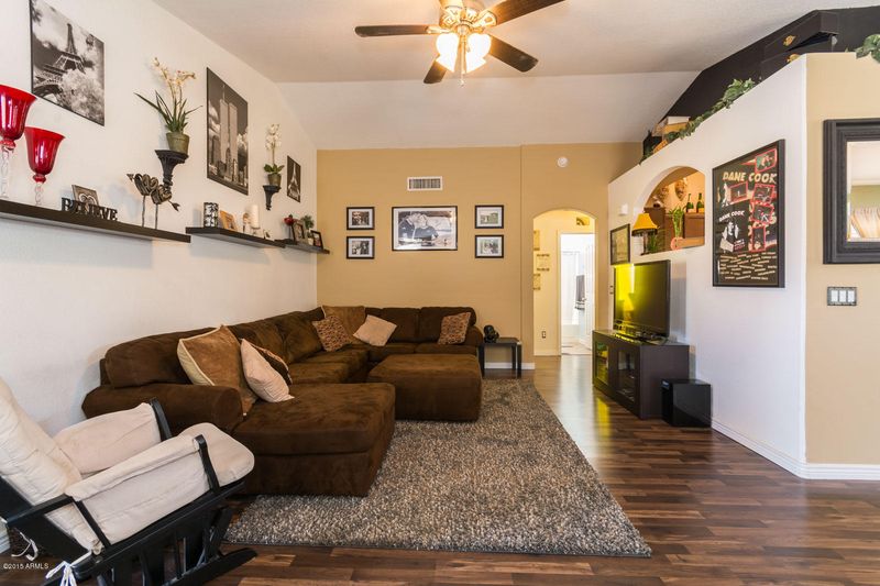 6516 W Saddlehorn Rd, Phoenix, AZ 85083