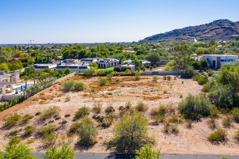 6517 E Cholla Dr #-, Paradise Valley, AZ 85253